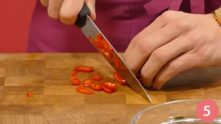 Filetto di orata, salsa di pane e sambal - Passaggio 5