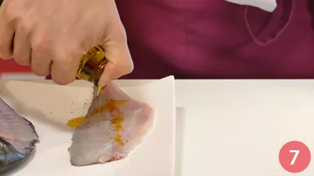 Filetto di orata, salsa di pane e sambal - Passaggio 7