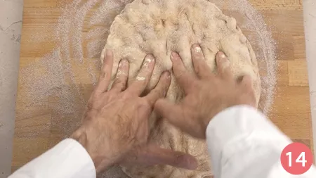 Focaccia con lievito madre - Passaggio 14