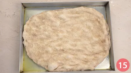 Focaccia con lievito madre - Passaggio 15