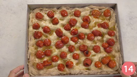 Focaccia con pomodorini - Passaggio 14