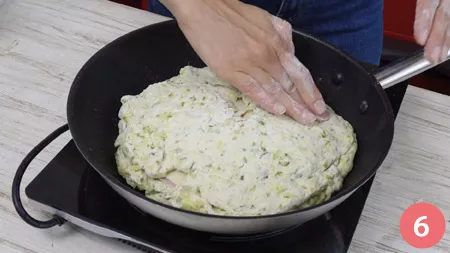 Focaccia di zucchine in padella - P6