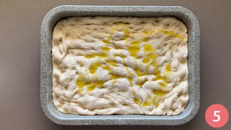 Focaccia ai fichi e prosciutto - Passaggio 5