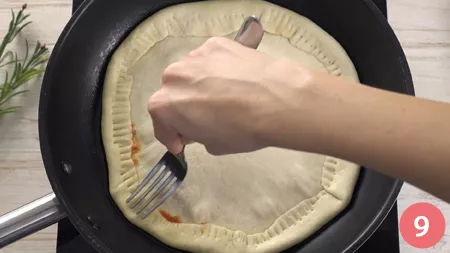 Focaccia in padella gusto pizza - Passaggio 9