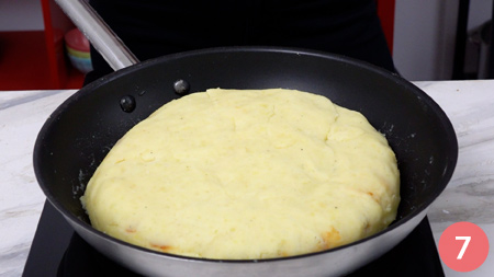 Focaccia di patate in padella - P7