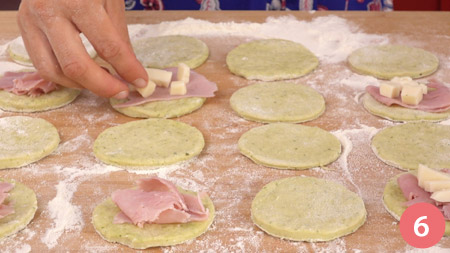 Focaccine al pesto - P6