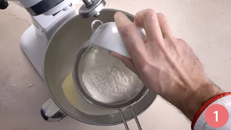 Focaccine morbide - Passaggio 1