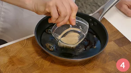 Fondente di patate, uovo in pellicola e porri croccanti - Passaggio 4