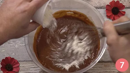 aggiungere-due-vasetti-di-farina-setacciata