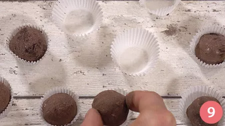 adagiarle in pirottini di carta