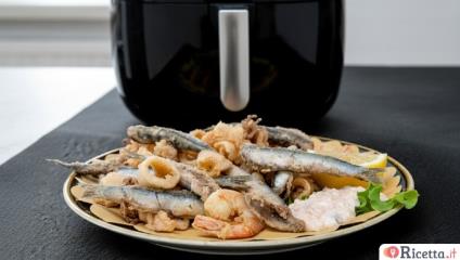 Frittura di pesce in friggitrice ad aria: croccante e senza odori