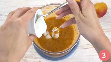 Frullato di albicocche e yogurt - Passaggio 3