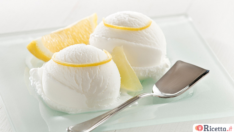 Ricetta Gelato al limone senza gelatiera - Consigli e Ingredienti | Ricetta.it