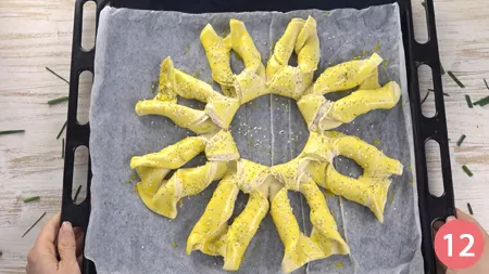 Ghirlanda di sfoglia al salmone - Passaggio 12