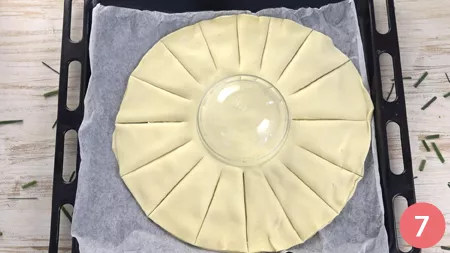 Ghirlanda di sfoglia al salmone - Passaggio 7