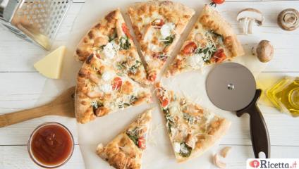 Gli utensili indispensabili per fare la pizza in casa