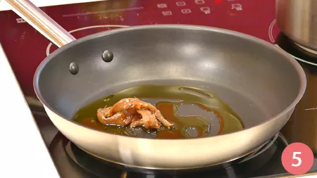 Gnocchetti semintegrali con acciughe e crumble di taralli - Passaggio 5