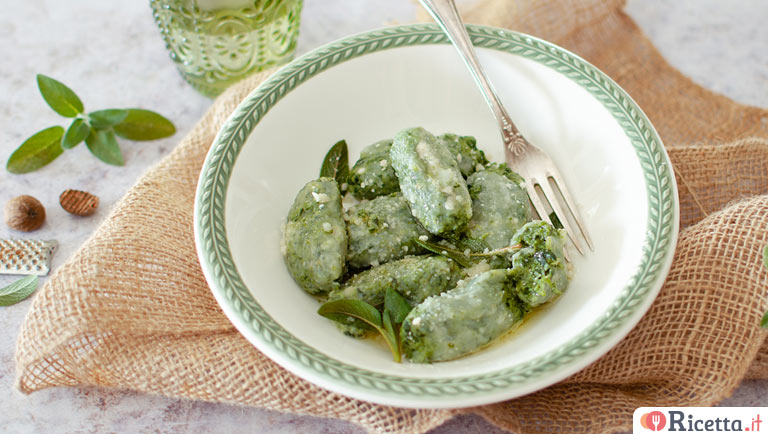 Gnudi: gnocchetti toscani con ricotta e spinaci