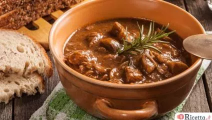 Gulasch ungherese