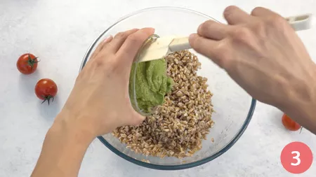 Insalata di farro con pesto e pomodorini - Passaggio 3