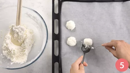 Kokosbusserl - Passaggio 5