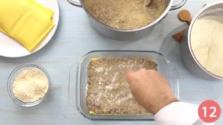 Lasagne al ragù bianco - Passo 12
