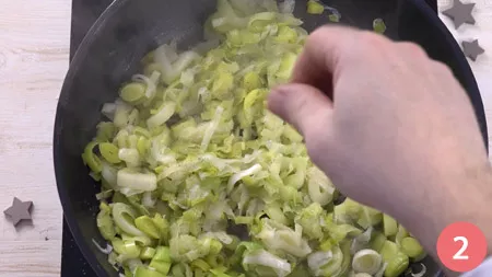 Lasagne al salmone e porri - Passo 2