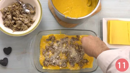Lasagne con zucca e funghi - Passo 11