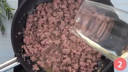 Lasagne funghi e salsiccia - Passaggio 2