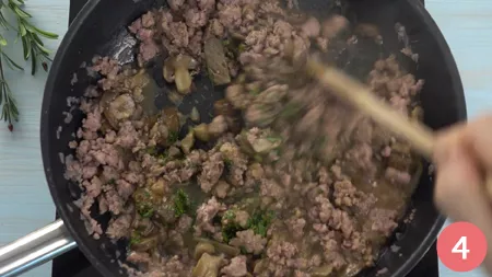 Lasagne funghi e salsiccia - Passaggio 4