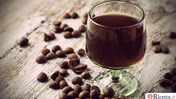Ricetta Liquore al caffè - Consigli e Ingredienti | Ricetta.it