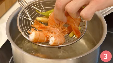 Macedonia di giornata con gamberi e vinaigrette alla vaniglia - Passaggio 3