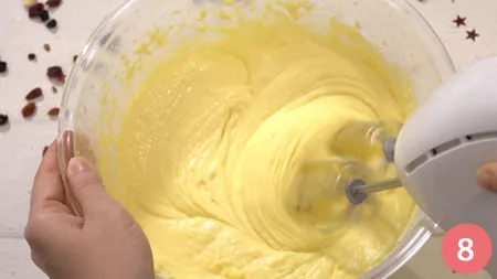 Amalagamate bene fino ad ottenere un composto bello liscio ed omogeneo