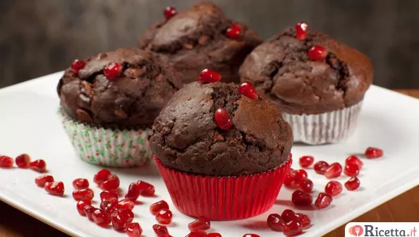 Muffin al cioccolato e melograno