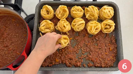 Nidi di tagliatelle al ragù - p6