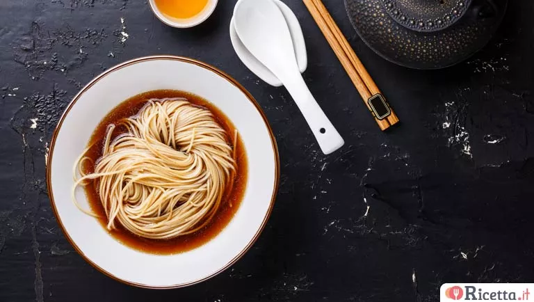 Noodles: caratteristiche e tipologie delle paste orientali