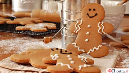 Omini di pan di zenzero di Natale (Gingerbread)