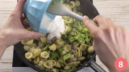 Orecchiette porri, broccoli e salsiccia - Passaggio 8