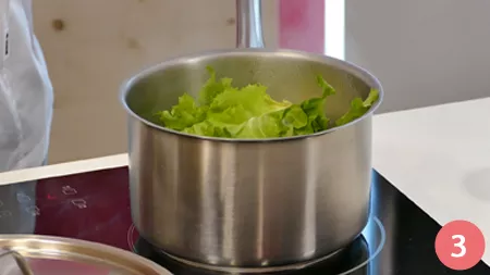 Paccheri con scarola, vongole e mandorle - Passaggio 3