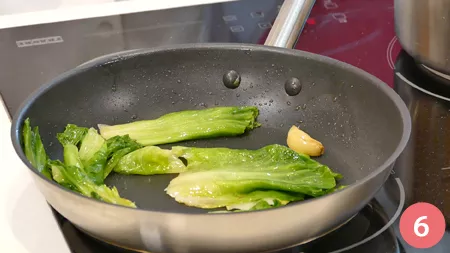 Paccheri con scarola, vongole e mandorle - Passaggio 6