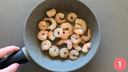 Paccheri ripieni di ricotta e gamberi - p1