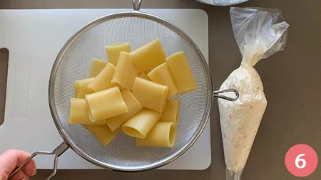 Paccheri ripieni di ricotta e gamberi - p6