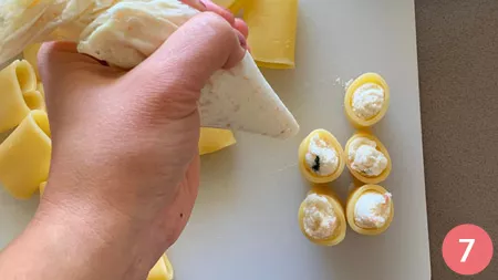 Paccheri ripieni di ricotta e gamberi - p7