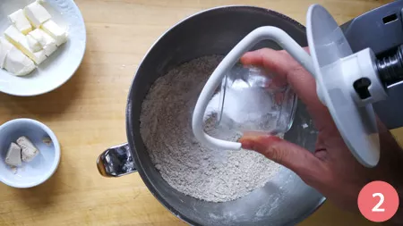 Pane al burro - passo 2