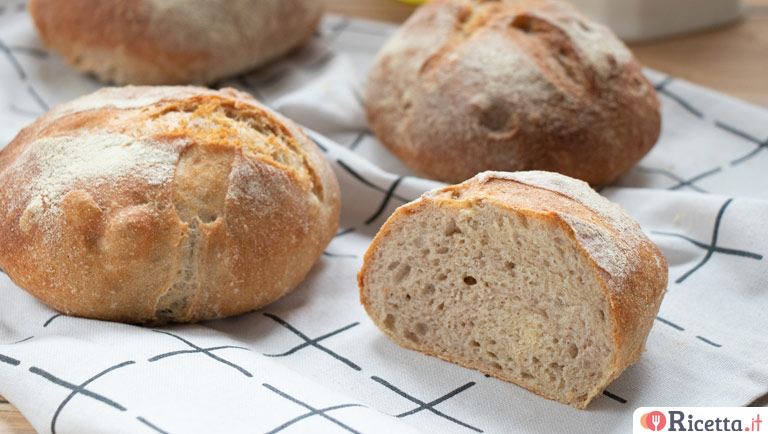 Pane al farro