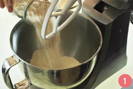 Pane fatto in casa - passaggio 1