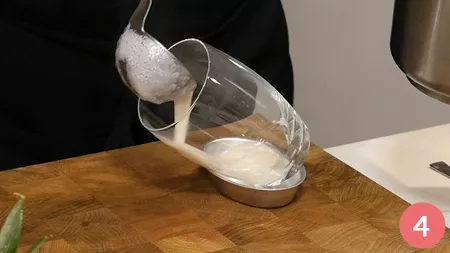 Panna cotta alla Piña Colada - Passaggio 4