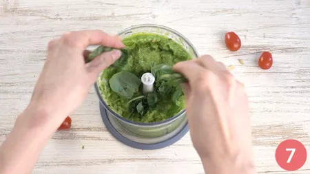 Pasta al pesto di zucchine e pomodorini confit - Passaggio 7