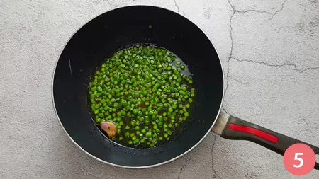 Pasta con asparagi e salsiccia - p5
