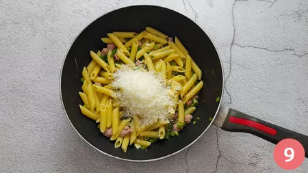 Pasta con asparagi e salsiccia - p9